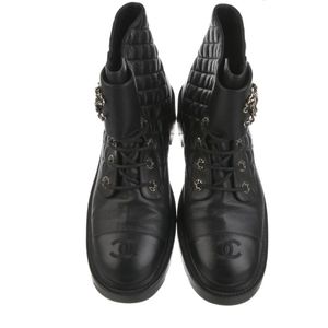 CHANEL 2020 Interlocking CC Logo Combat Boots